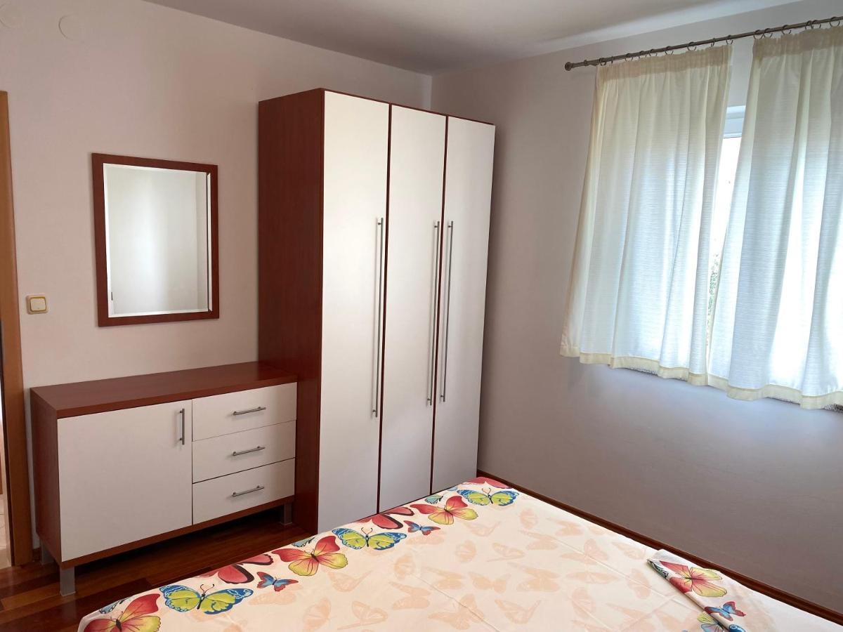 Apartments Malinska - Apartment 4 エクステリア 写真